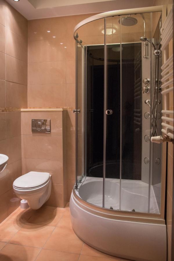 Hotel Hensch Łódź Kültér fotó
